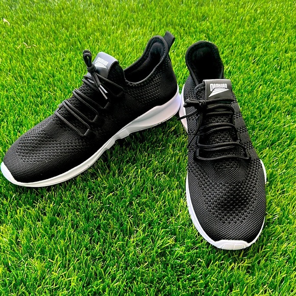 Shoes - New with out tags - never worn black sneakers